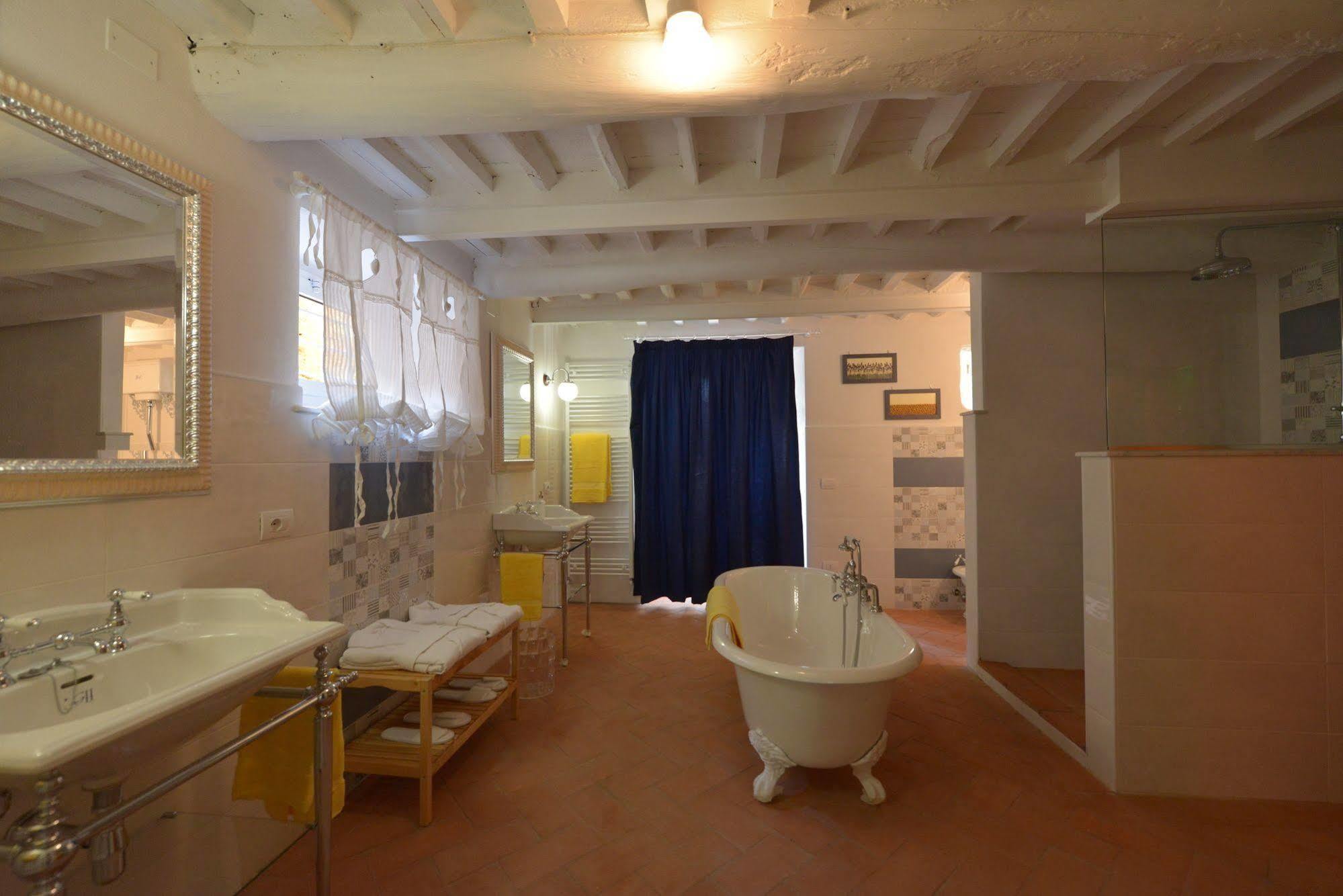 Villa Lucchesi バーニ・ディ・ルッカ エクステリア 写真